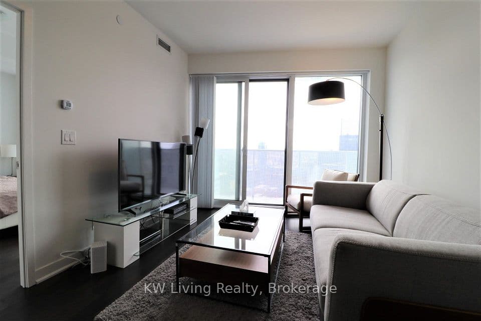 88 Harbour Street E 6703, Toronto, ON M5J 0C3 – photo 3