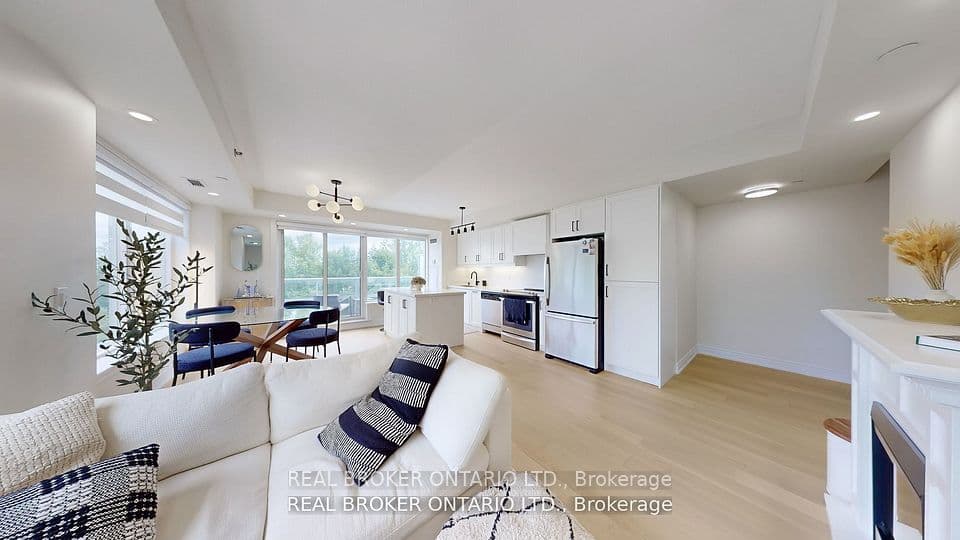 701 Sheppard Avenue W 415, Toronto, ON M3H 2S7 – main photo