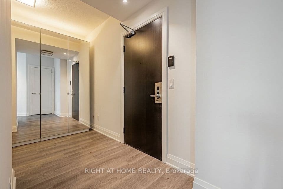 2 Anndale Drive 1208, Toronto, ON M2N 0G5 – photo 3