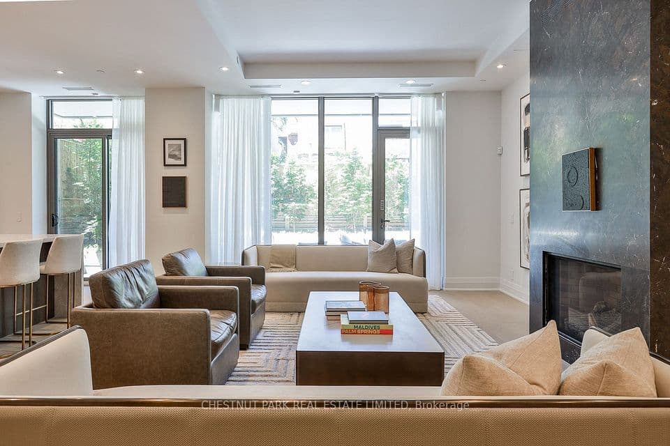 10 Prince Arthur Avenue Garden Home 1, Toronto, ON M5R 1A9 – photo 3