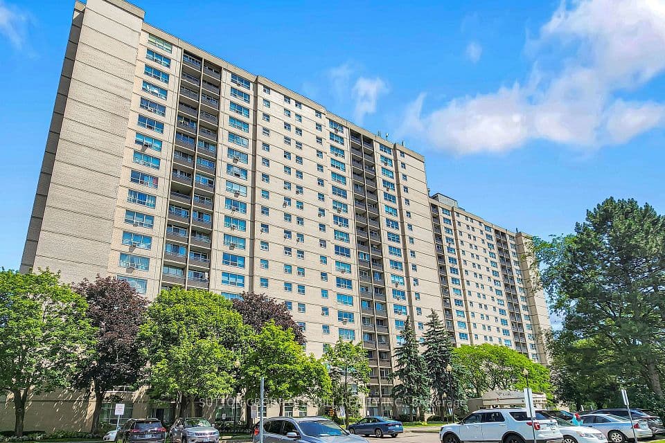 5 Parkway Forest Drive 1901, Toronto, ON M2J 1L2 – main photo