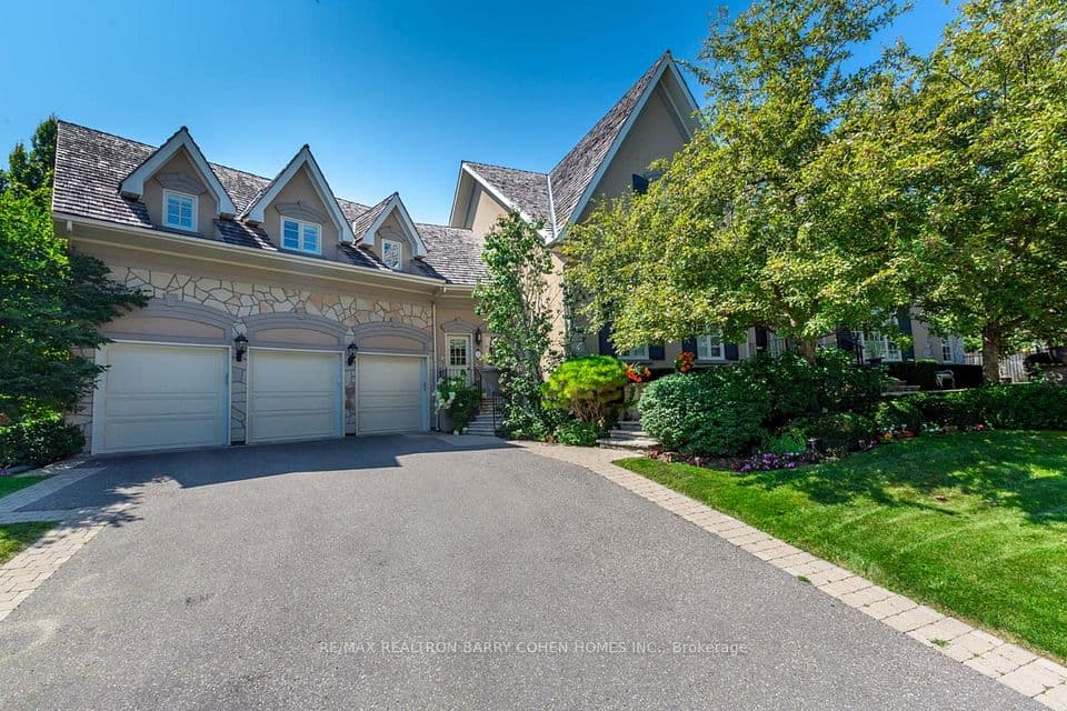 17 Bayview Ridge, Toronto, ON M2L 1E3 – photo 3