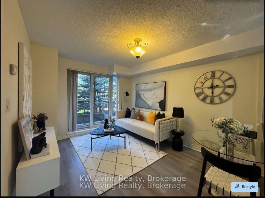 19 Barberry Place 204, Toronto, ON M2K 3E3 – main photo