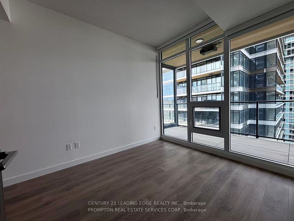 3 Concord Cityplace Way 2506, Toronto, ON M5V 0X4 – photo 2