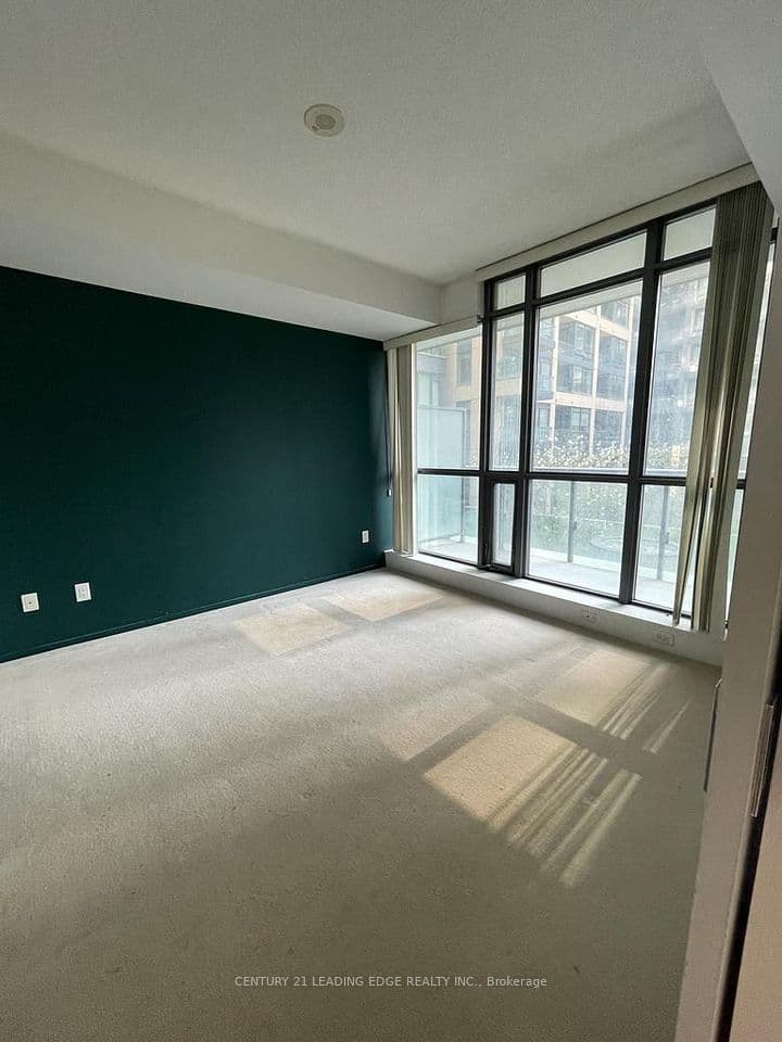 8 Charlotte Street 302, Toronto, ON M5V 0K4 – photo 3