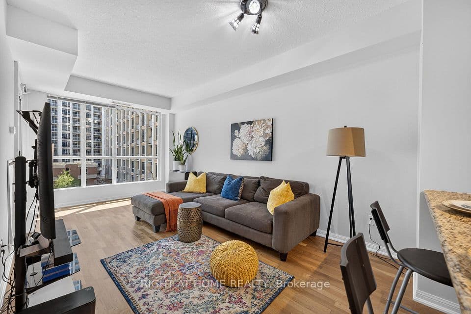 628 Fleet Street 509, Toronto, ON M5V 1A8 – photo 3