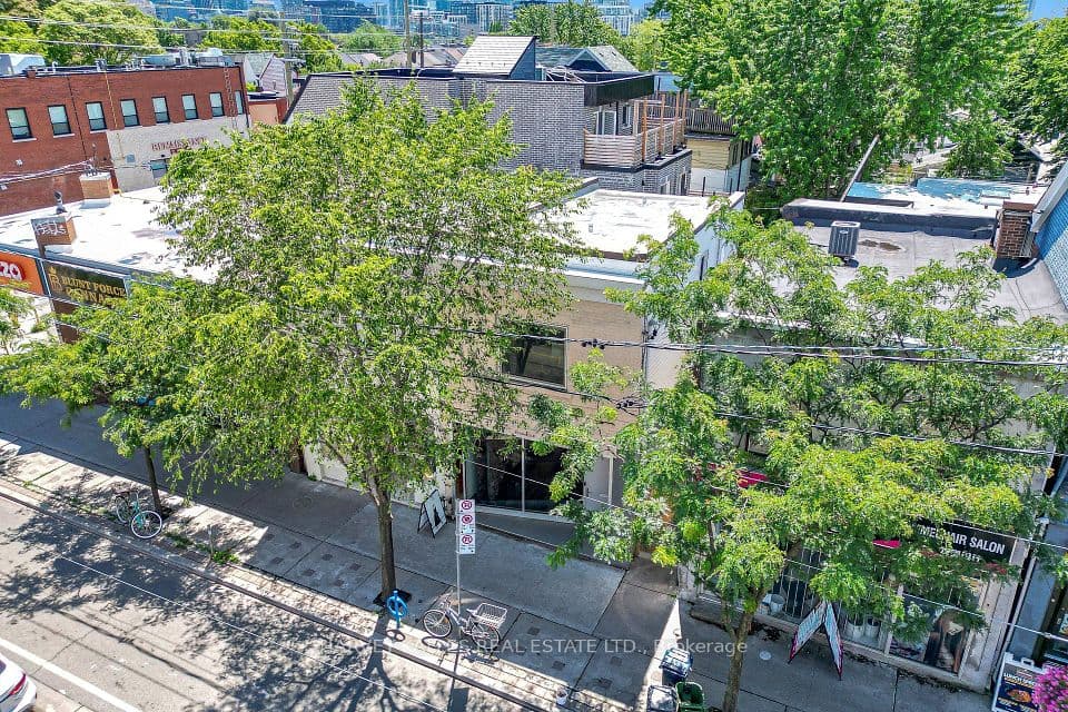 819 Dundas Street W, Toronto, ON M6J 1V4 – photo 2