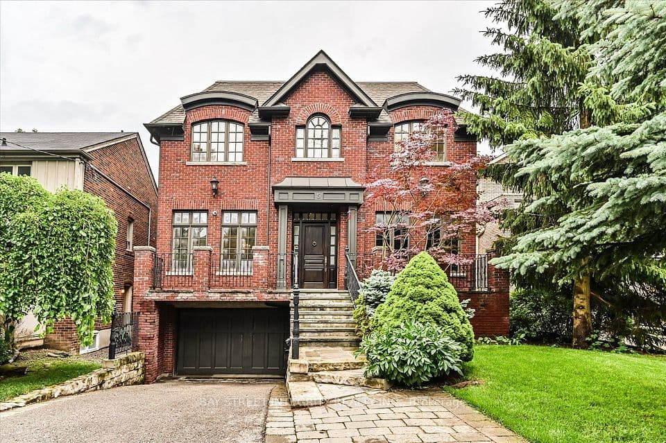 5 Westgrove Crescent, Toronto, ON M5N 2S7 – main photo