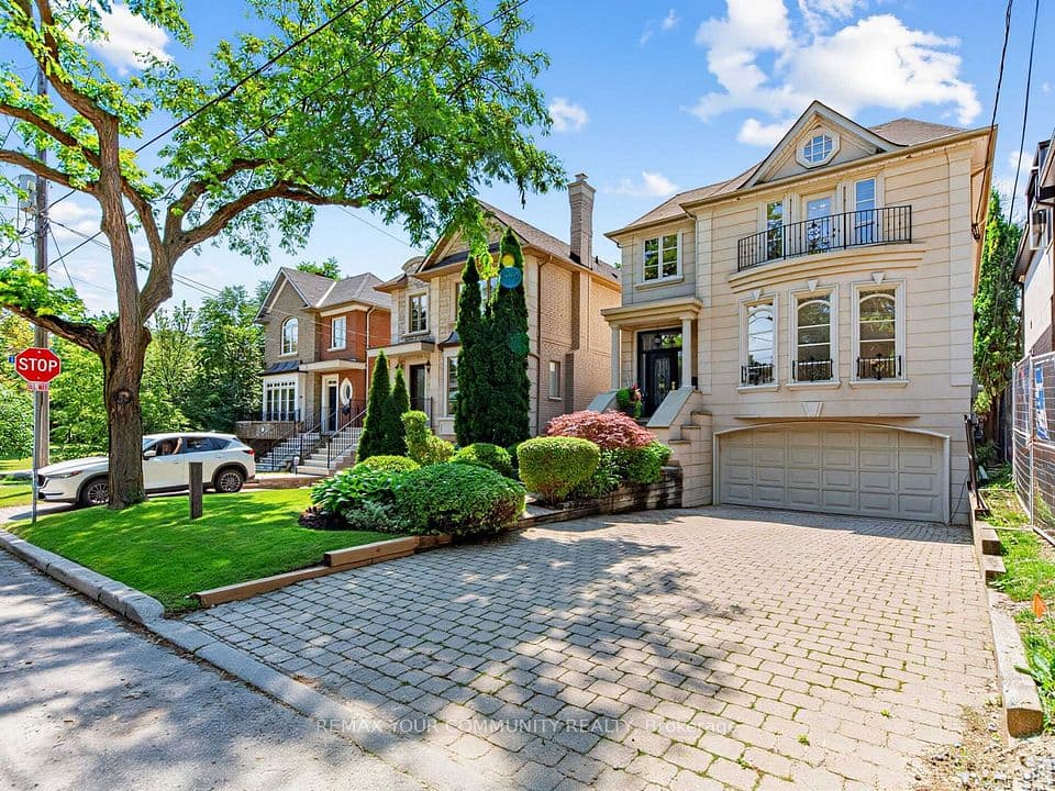 477 Old Orchard Grove, Toronto, ON M5M 2G3 – photo 2