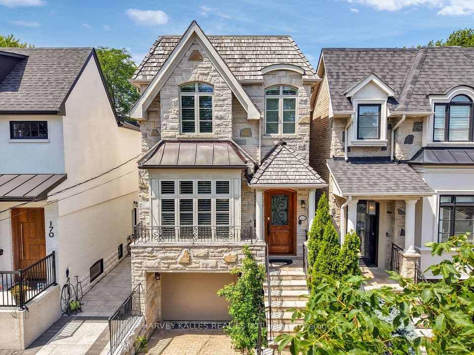 168 Roe Avenue, Toronto, ON M5M 2J2 – main photo