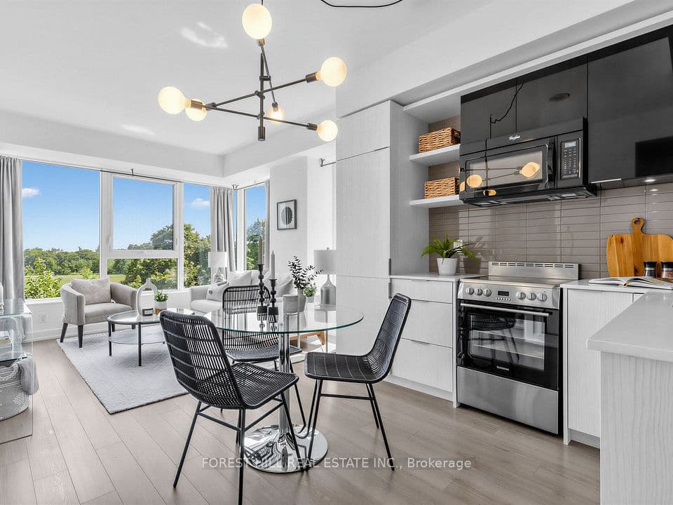 6 Parkwood Avenue 313, Toronto, ON M4V 2W8 – main photo