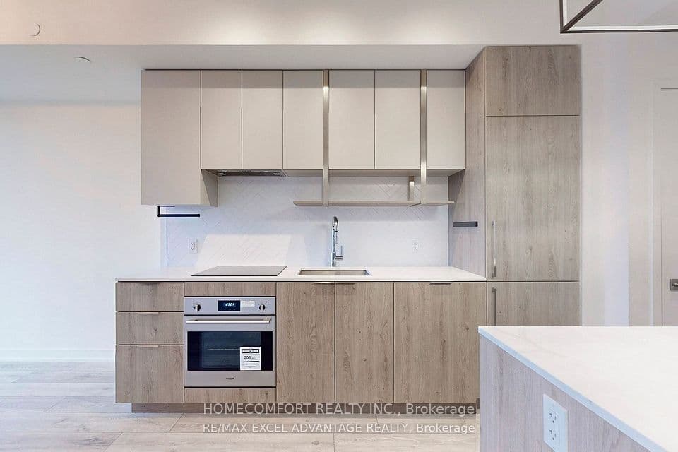 15 Holmes Avenue 2205, Toronto, ON M2N 0L4 – main photo