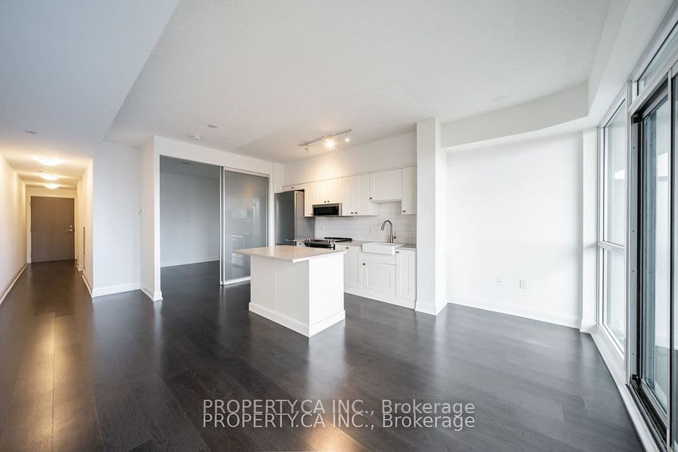 160 Vanderhoof Avenue 601, Toronto, ON M4G 0B7 – photo 2