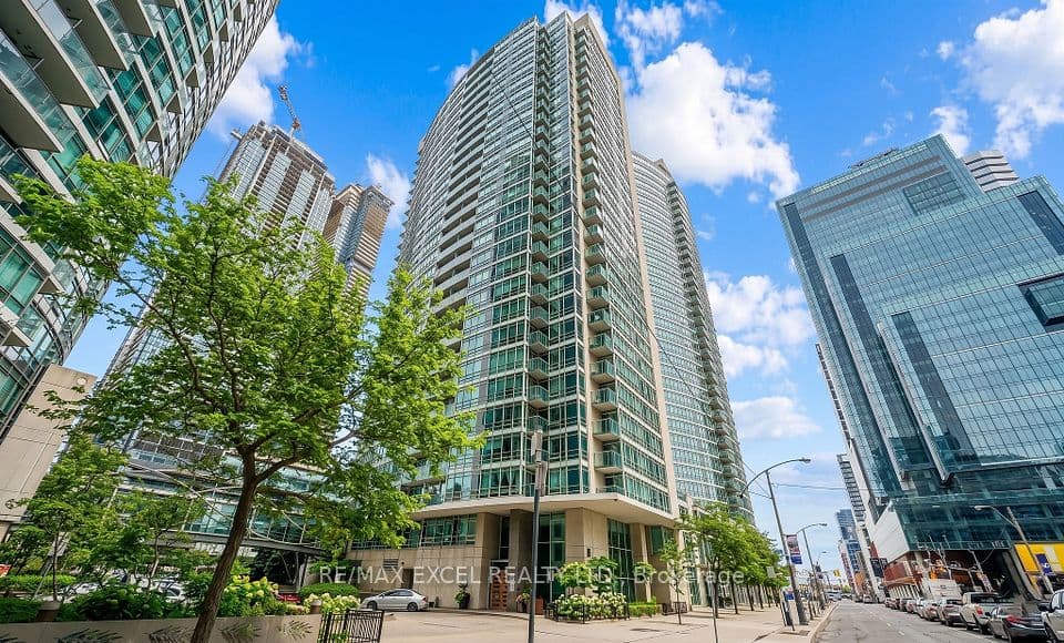397 Front Street W 2310, Toronto, ON M5V 3S1 – photo 2