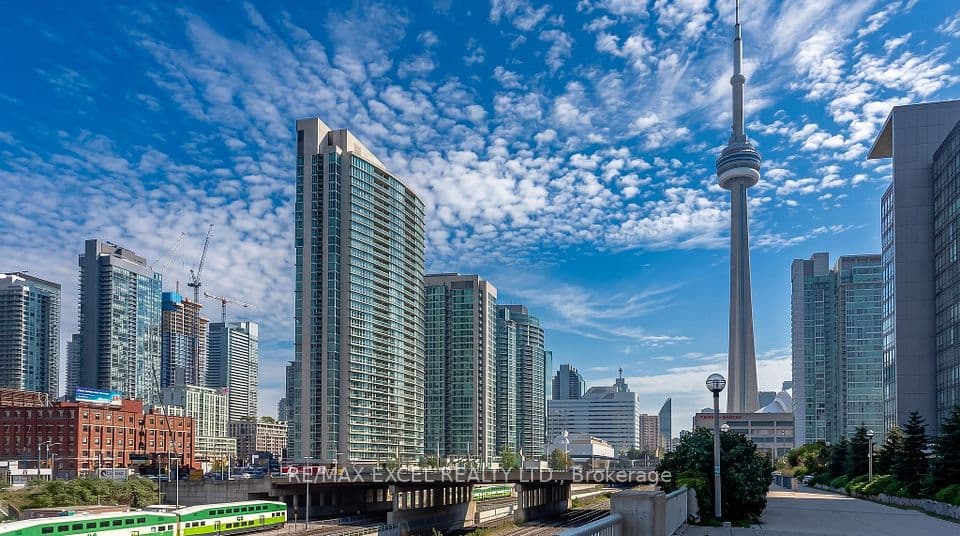 397 Front Street W 2310, Toronto, ON M5V 3S1 – main photo