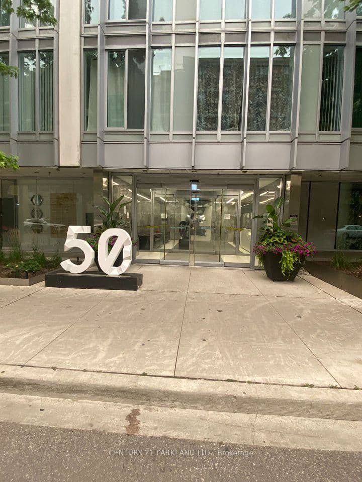 50 McCaul Street 607, Toronto, ON M5T 1V9 – main photo