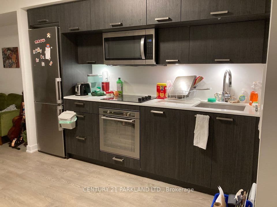 50 McCaul Street 607, Toronto, ON M5T 1V9 – photo 2