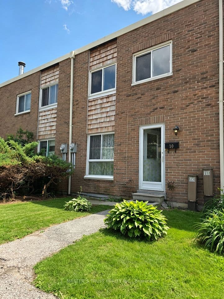 10 Elsa Vine Way, Toronto, ON M2J 4H9 – main photo