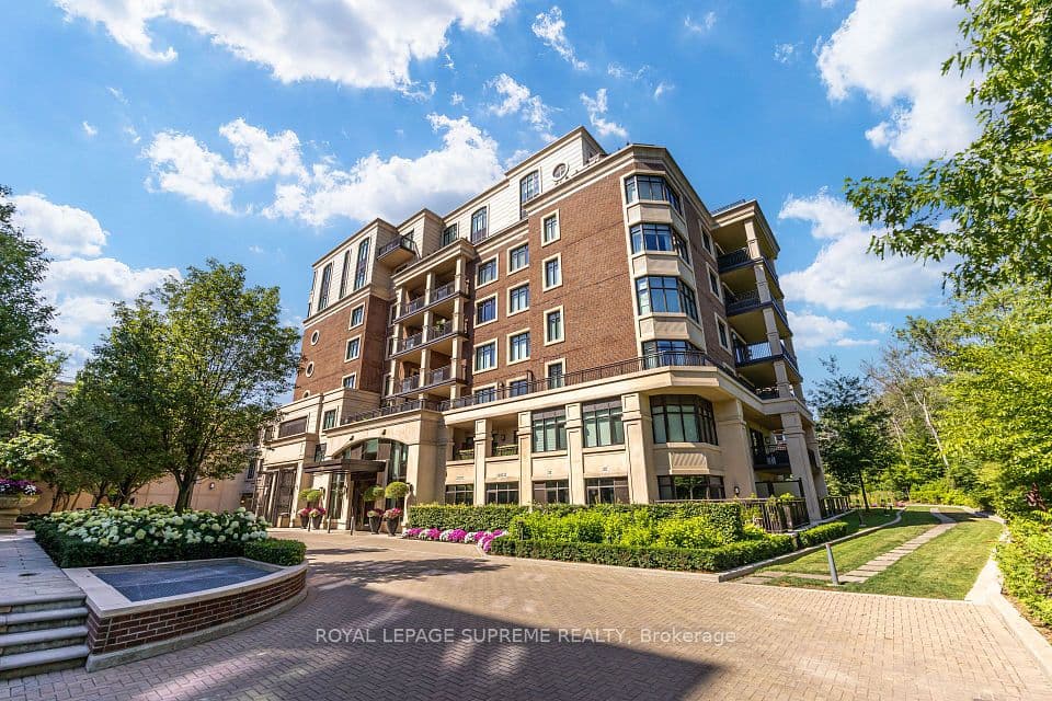 1900 Bayview Avenue 227, Toronto, ON M4G 0A6 – main photo