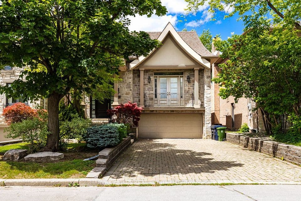 562 Bedford Park Avenue, Toronto, ON M5M 1K3 – main photo