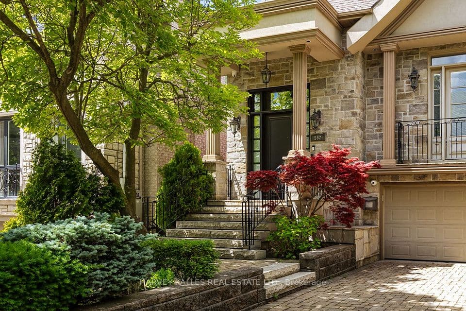 562 Bedford Park Avenue, Toronto, ON M5M 1K3 – photo 3