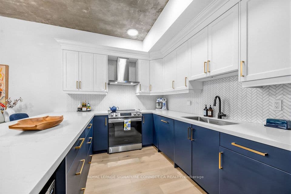 66 Portland Street PH806, Toronto, ON M5V 2M6 – photo 3