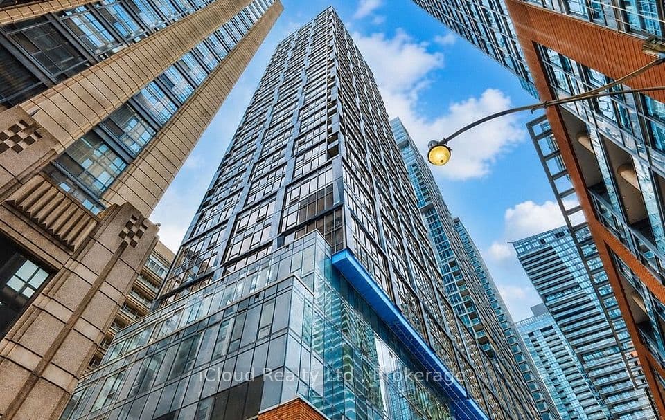 15 Mercer Street 2907, Toronto, ON M5V 1H2 – main photo