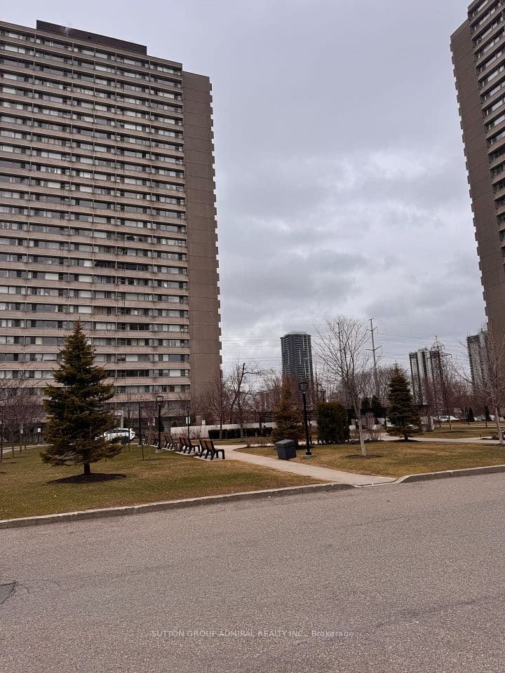 715 Don Mills Road 2405, Toronto, ON M3C 1S5 – photo 2