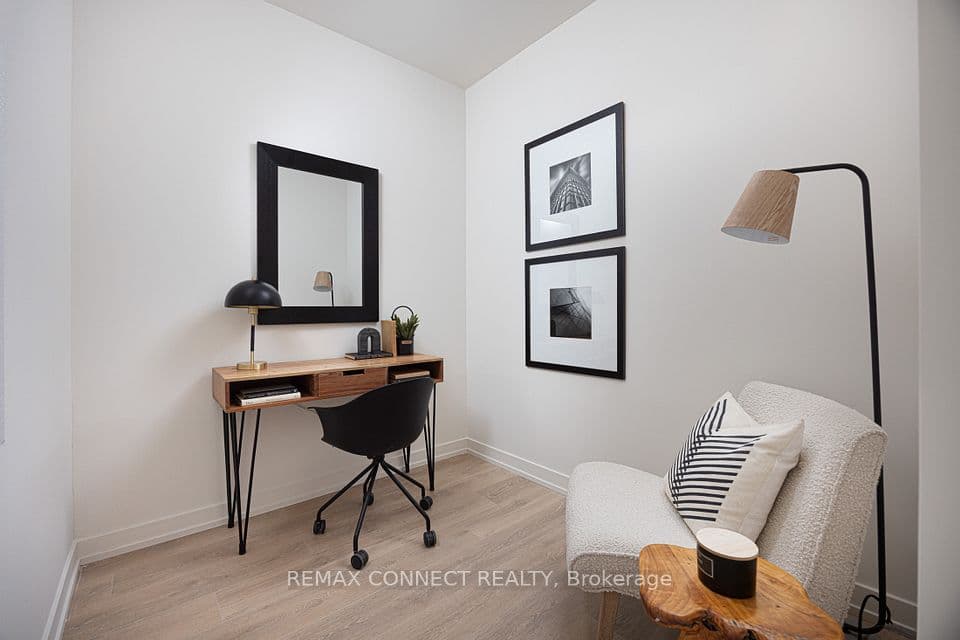 181 Sterling Road 1605, Toronto, ON M6R 2B2 – photo 3
