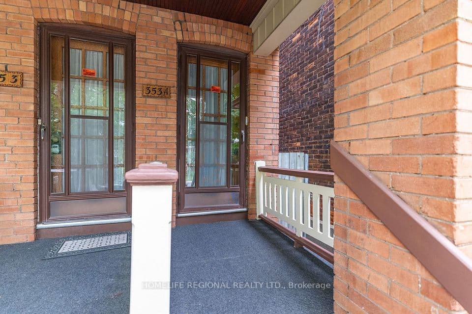353 St Clarens Avenue, Toronto, ON M6H 3W2 – photo 3