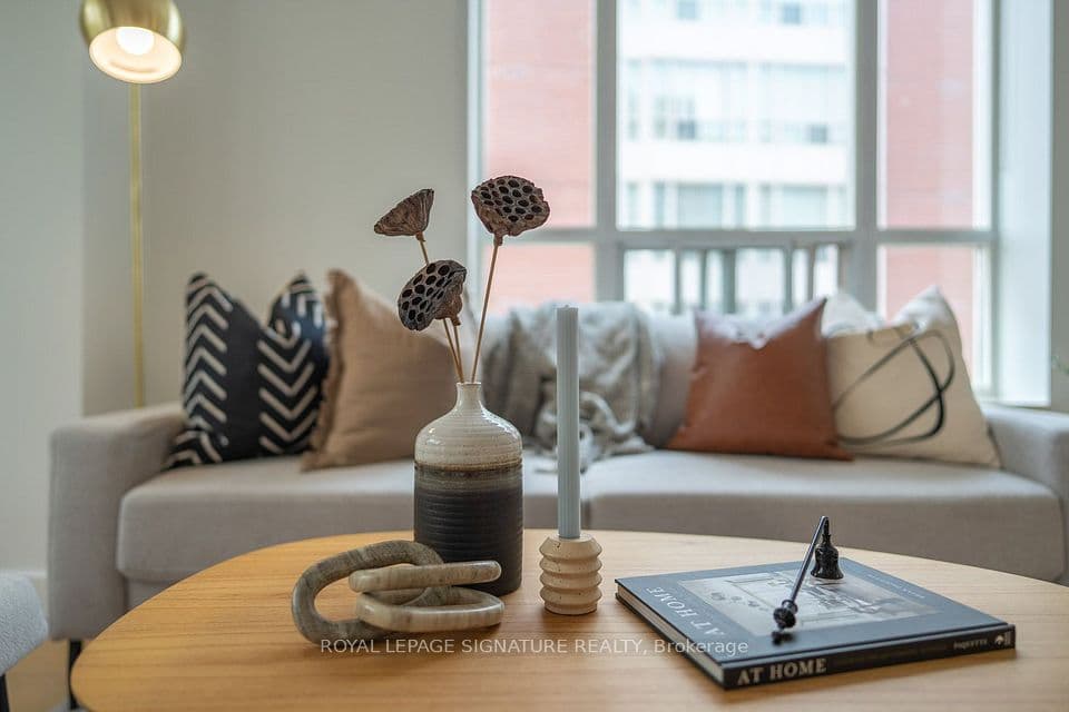 485 Rosewell Avenue 308, Toronto, ON M4R 2J2 – photo 3