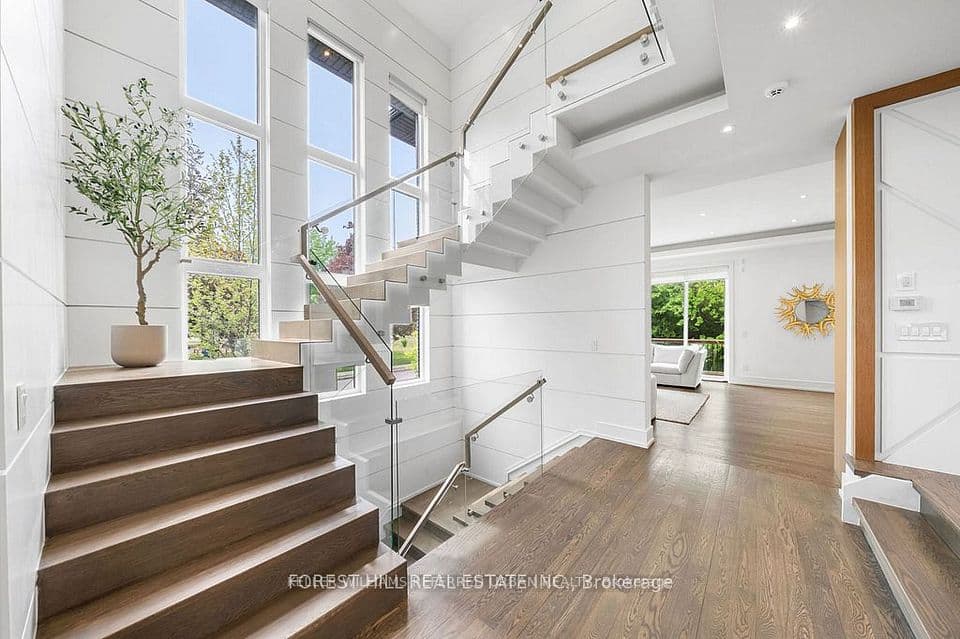416 Patricia Avenue, Toronto, ON M2R 2M9 – photo 3