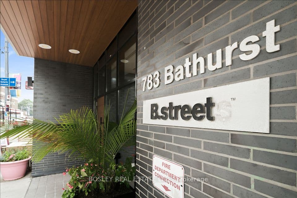 783 Bathurst Street 314, Toronto, ON M5S 1Z5 – photo 2