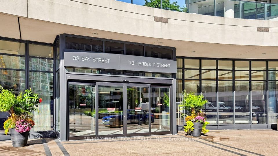 33 Bay Street 2211, Toronto, ON M5J 2Z3 – photo 3