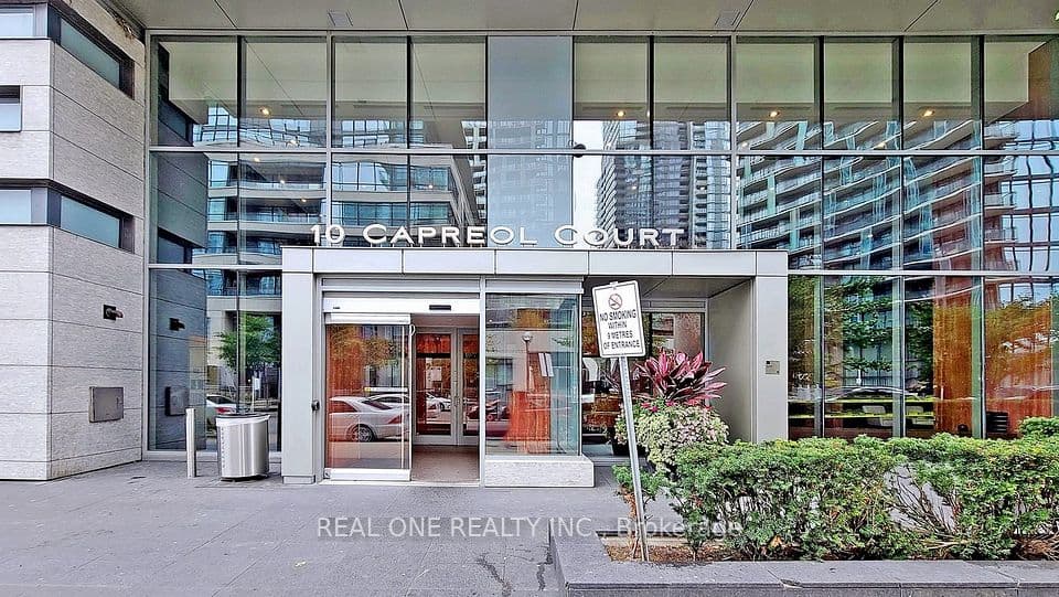 10 Capreol Court 727, Toronto, ON M5V 4B3 – photo 3