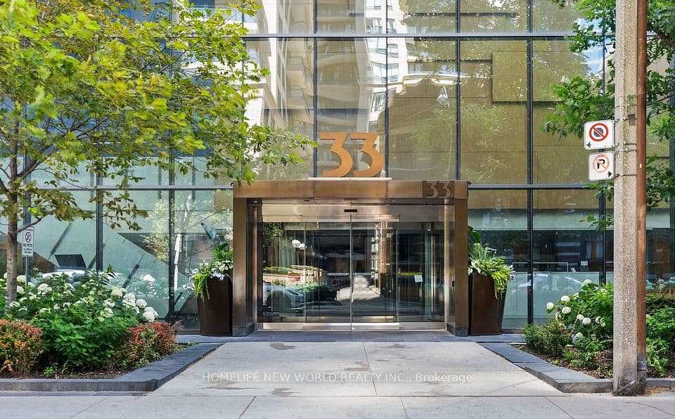 33 Charles Street E 2109, Toronto, ON M4Y 0A2 – photo 2