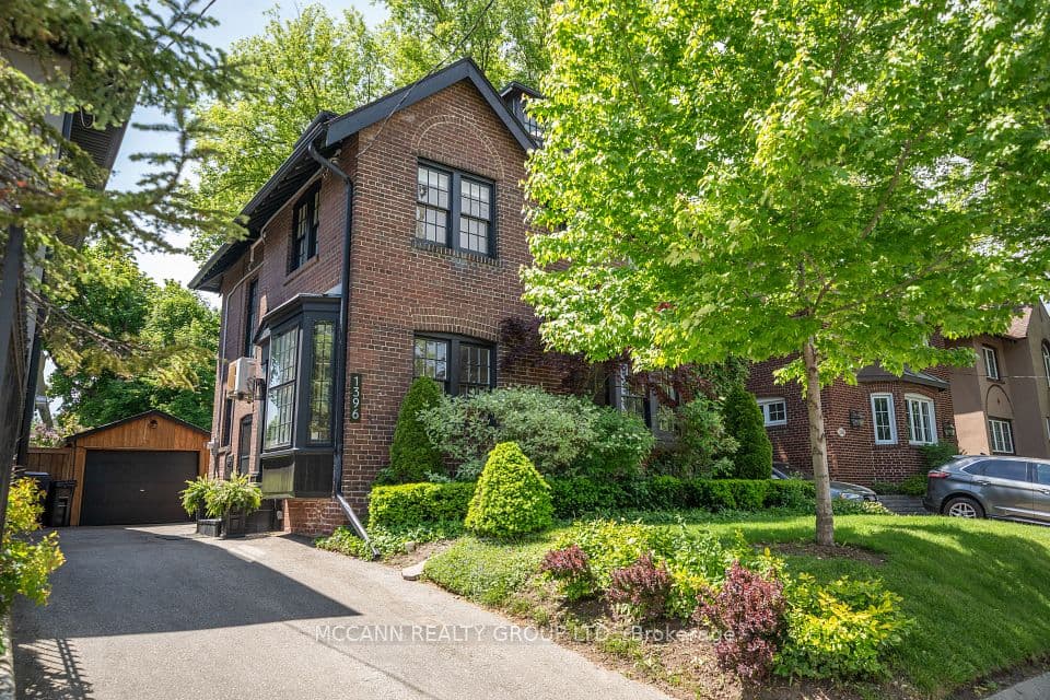 1396 Mount Pleasant Road, Toronto, ON M4N 2T8 – main photo