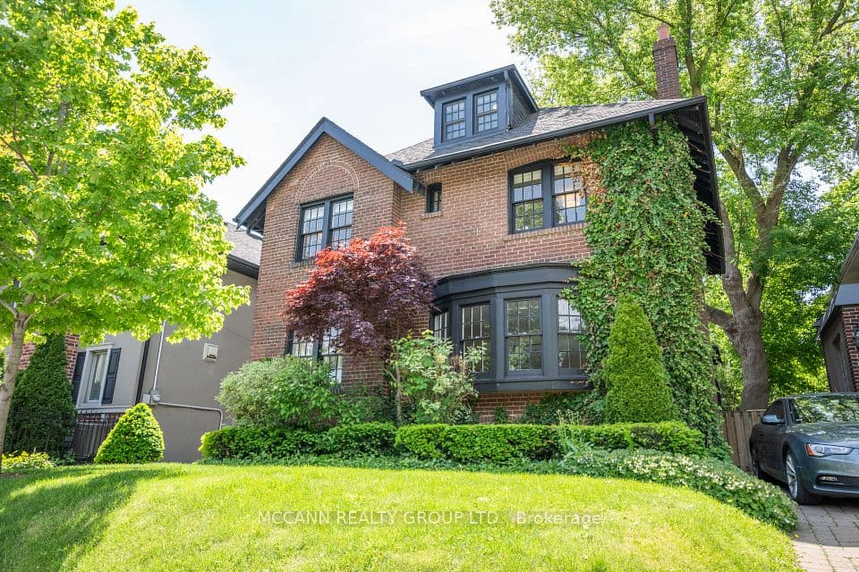 1396 Mount Pleasant Road, Toronto, ON M4N 2T8 – photo 2