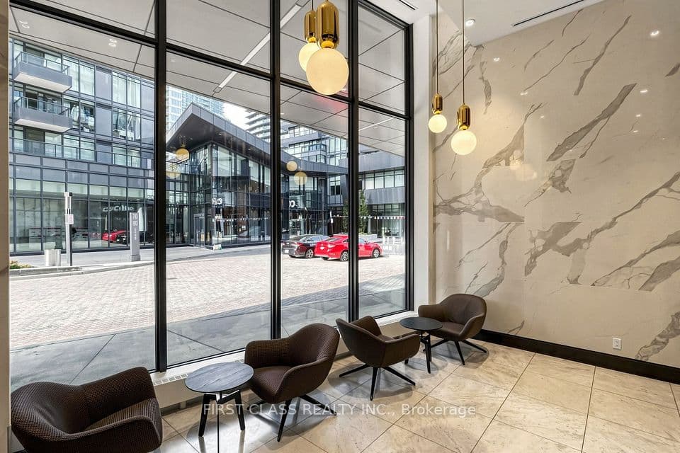90 Queens Wharf Road 503, Toronto, ON M5V 0J4 – photo 3