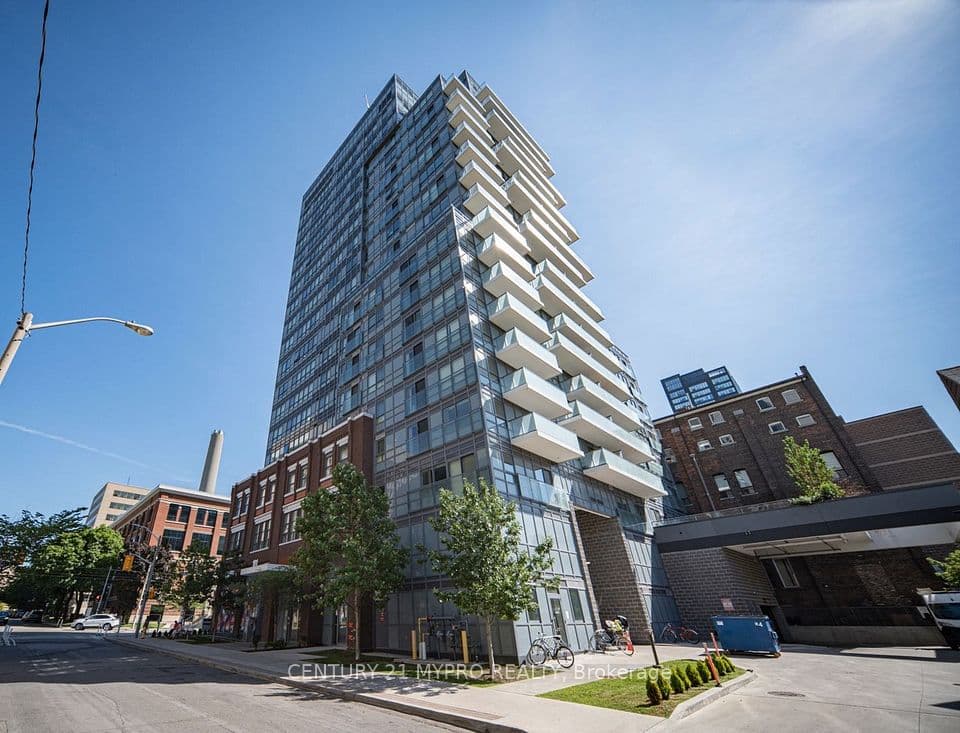 181 Huron Street 1604, Toronto, ON M5T 0C1 – photo 2