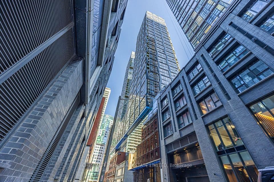 35 Mercer Street 2513, Toronto, ON M5V 1H2 – main photo