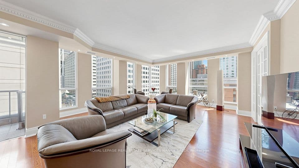 10 Bellair Street 802, Toronto, ON M5R 3T8 – photo 2