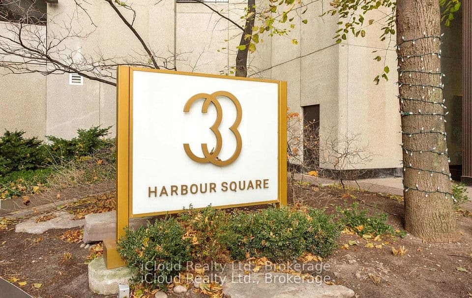 33 Harbour Square 837, Toronto, ON M5J 2G2 – main photo