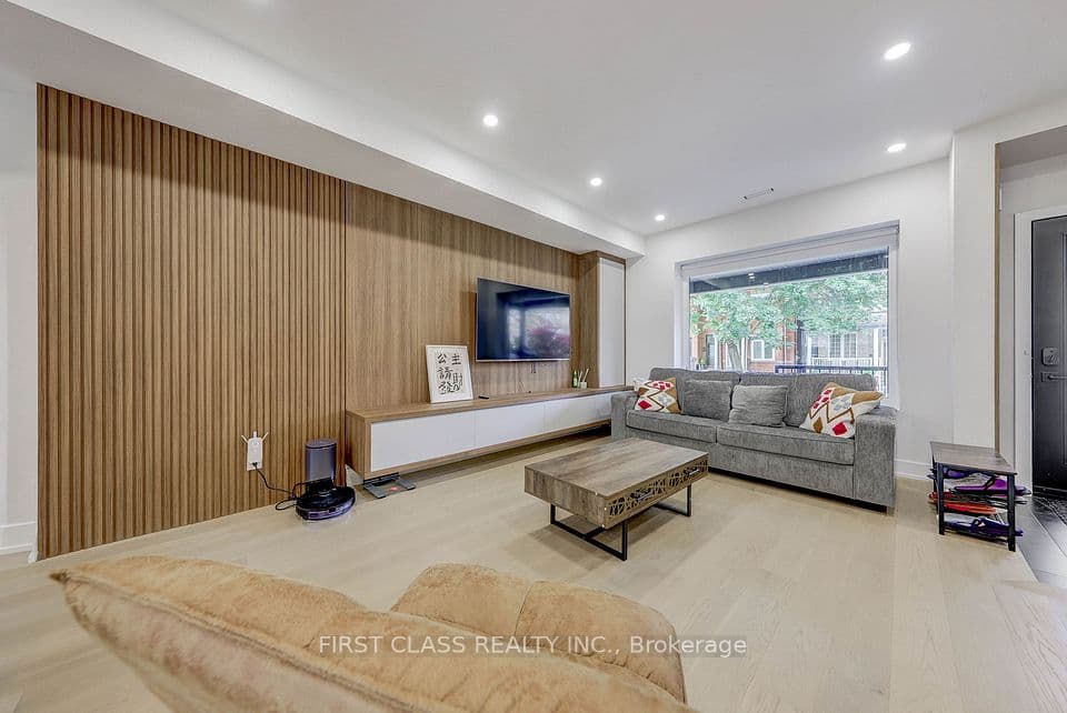 431 Roxton Road, Toronto, ON M6G 3R5 – photo 2