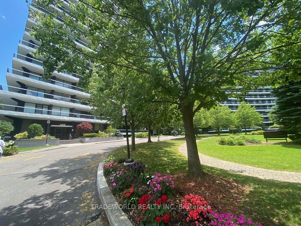 135 Antibes Drive 1506, Toronto, ON M2R 2Z1 – photo 2