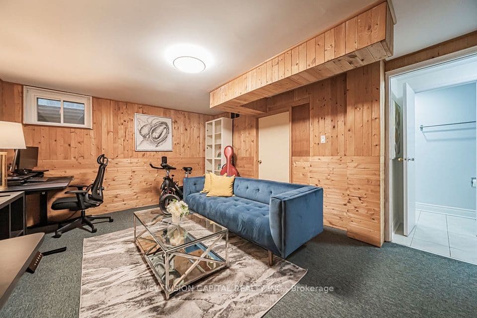 24 Low Meadoway, Toronto, ON M2H 2V7 – photo 2