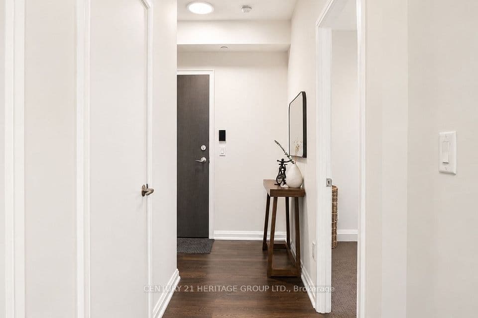 11 Bogert Avenue NE 708, Toronto, ON M2N 0H4 – photo 2