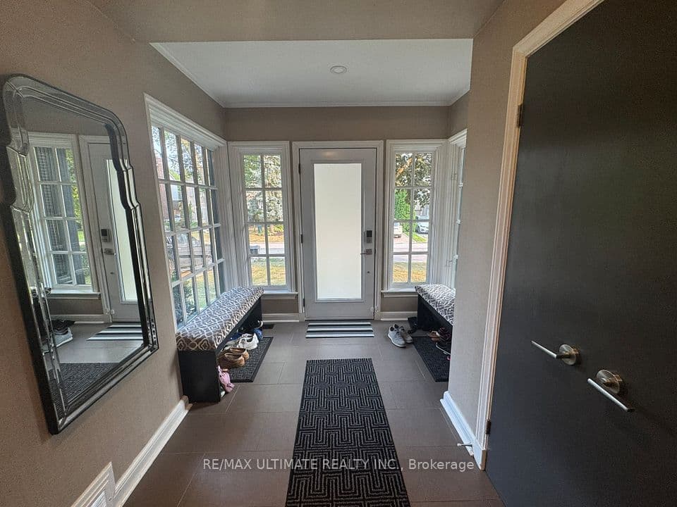 10 Noel Avenue, Toronto, ON M4G 1B3 – photo 2