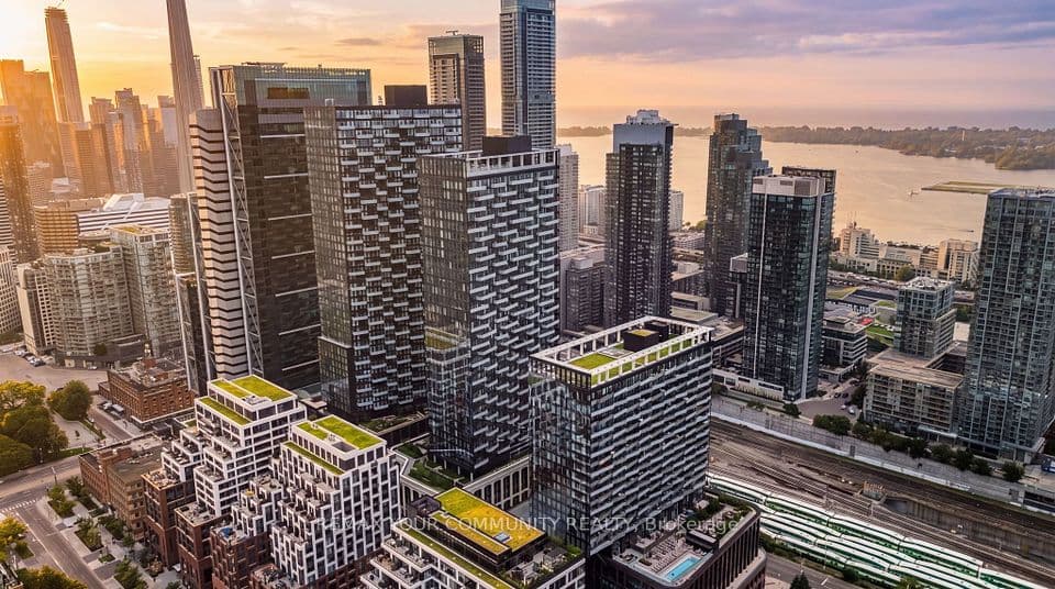 470 Front Street 2015, Toronto, ON M5V 0V6 – photo 2