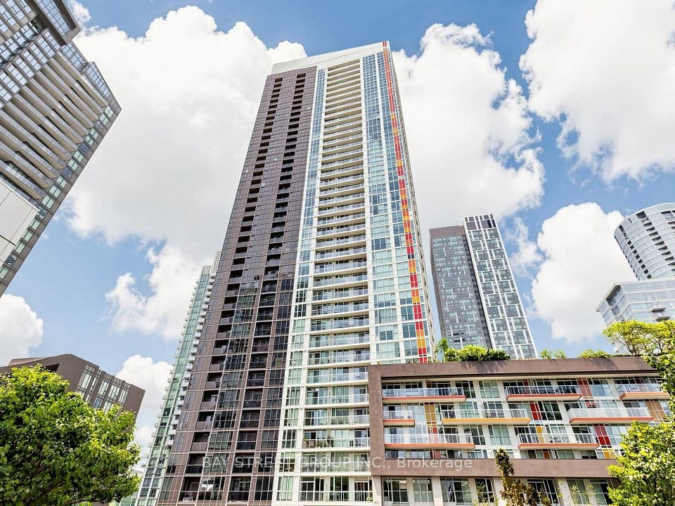 85 Queens Wharf Road 316, Toronto, ON M5V 0J9 – main photo